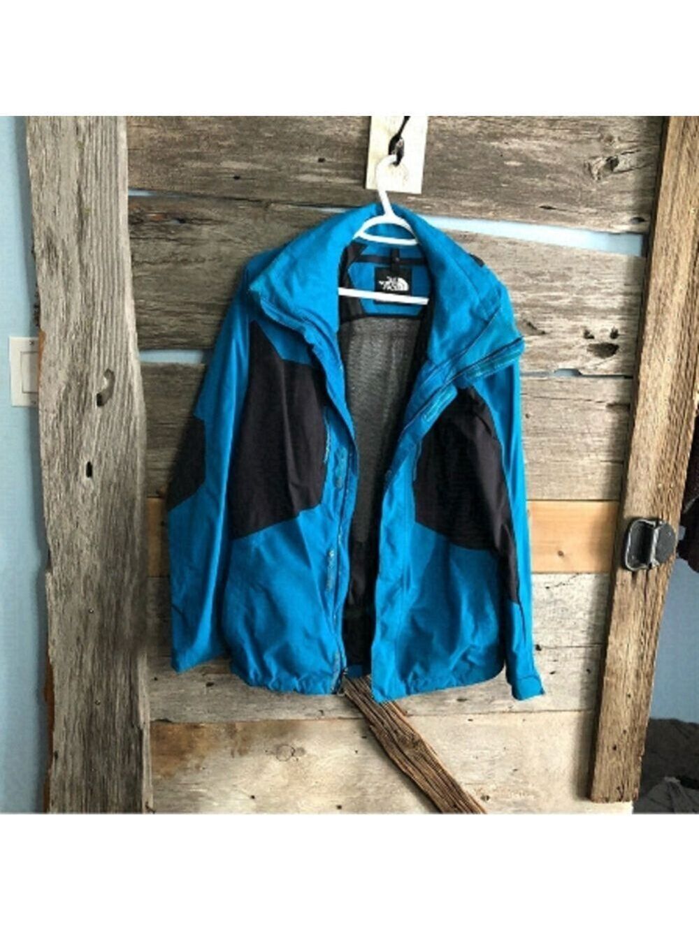 The North Face Size Small Light Blue Spring Jacket